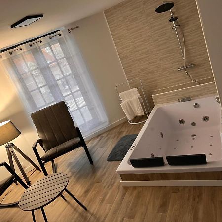 Magnifique Loft 35M2 Jacuzzi Rvb Night 1 Hotel Amiens Eksteriør billede