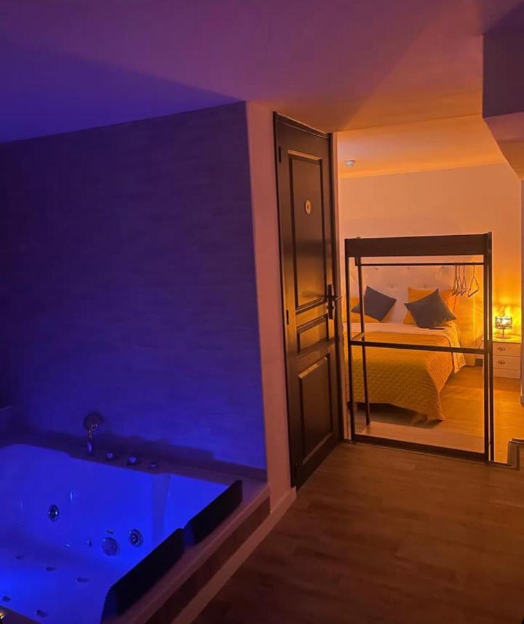 Magnifique Loft 35M2 Jacuzzi Rvb Night 1 Hotel Amiens Eksteriør billede